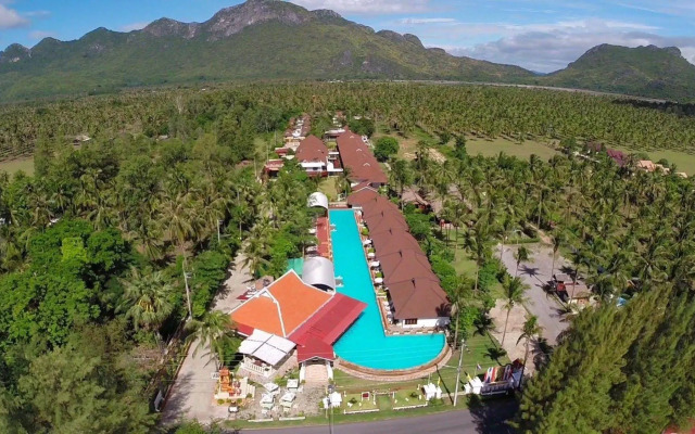 The Privacy Beach Resort & Spa