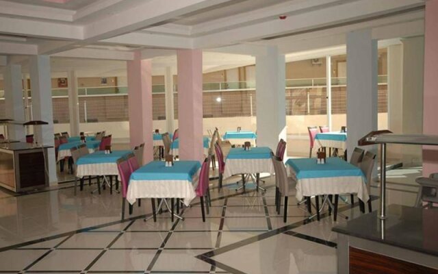 Infinity Beach Alanya