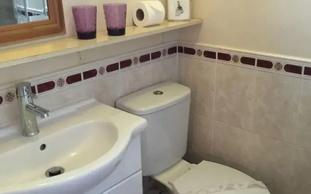 Clayhanger Guest House