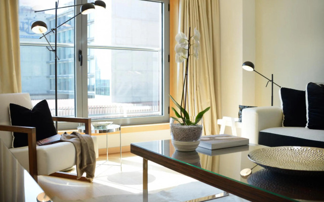 Panoramic Living