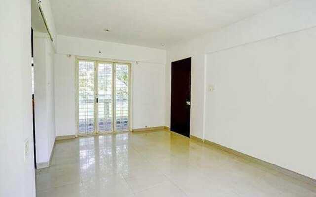 Fabhotel Woods Regency