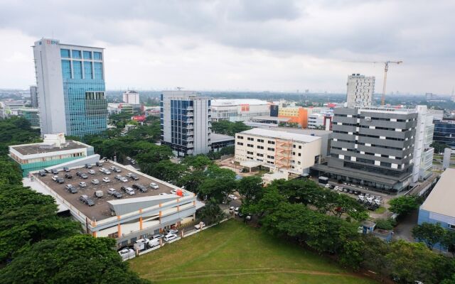 Tree Park Studio Apartment near ICE BSD