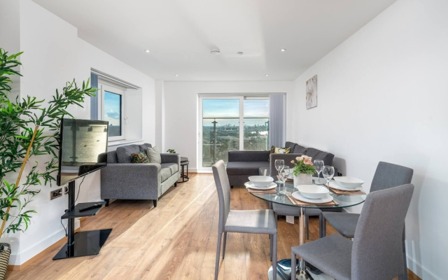 Skyvillion - River View Mins To O2 & London Excel