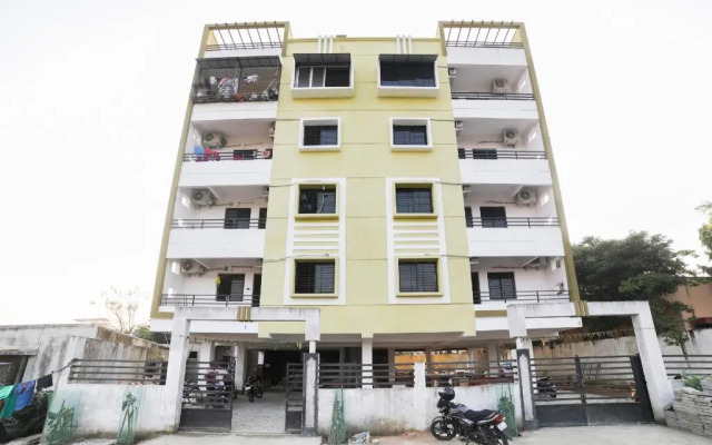 Hotel Club Metro by OYO Rooms