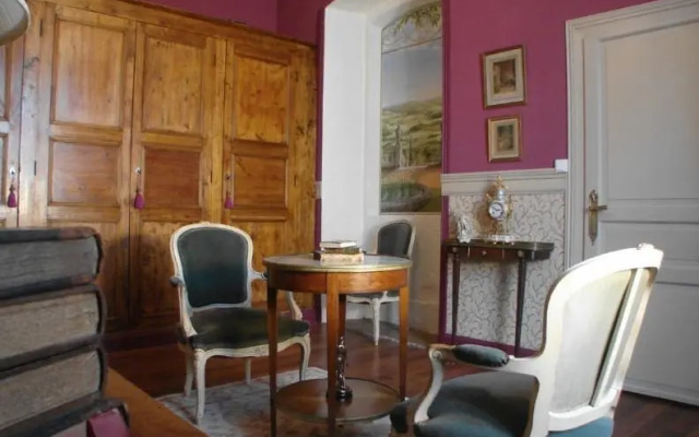 Maison dhôtes Le LOGIS de REYJADE