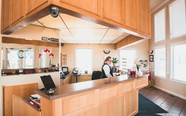 Best Canadian Motor Inn