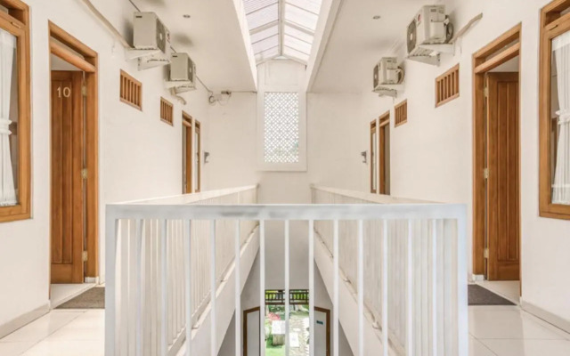 Tritura Inn by RedDoorz