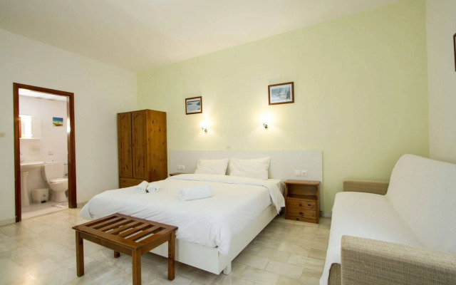 Revekka Rooms