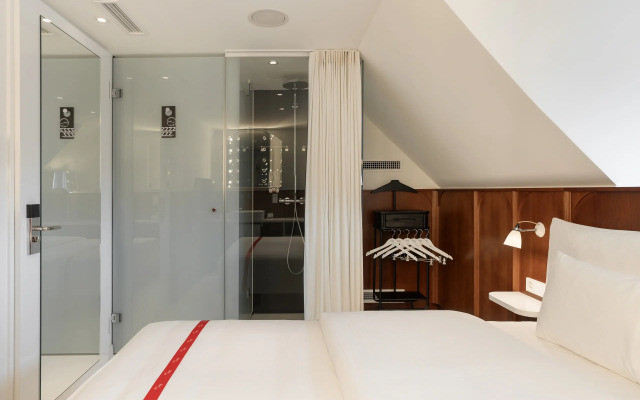 Ruby Mimi Zurich