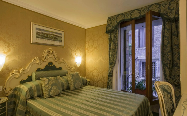 Hotel Becher
