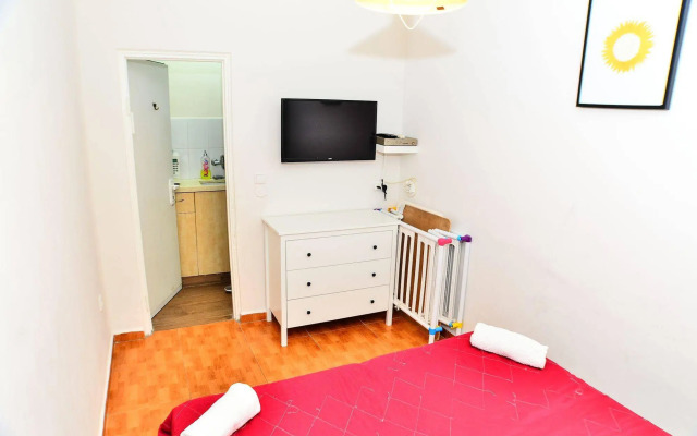 Avital Hotel