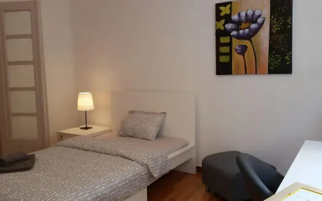 Erra - Beige - Athens Center,100m²,3 BD,2 BATH