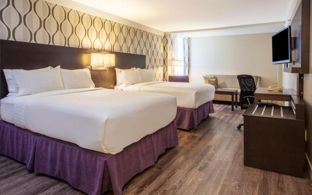 Holiday Inn Toronto - Int'l Airport, an IHG Hotel