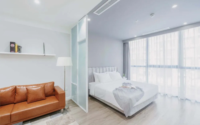 Lexington Apartments - Westlake