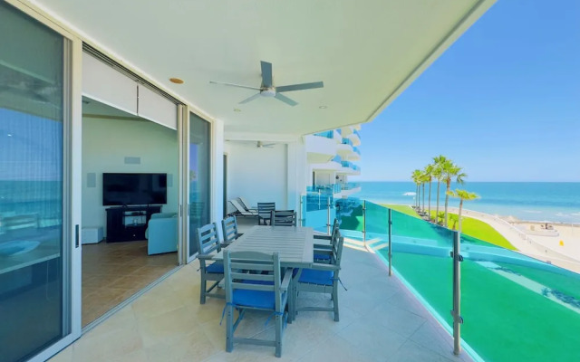 Hotel Esmeralda Beach Resort