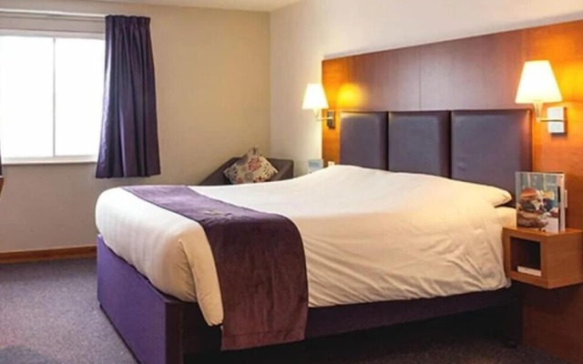 Premier Inn Glasgow City Centre (Charing Cross)