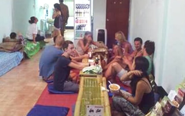 The Living Place 3 - Hostel
