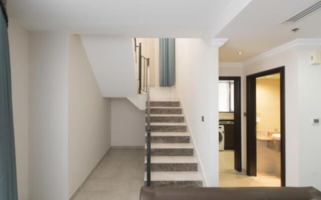 City Stay Residences