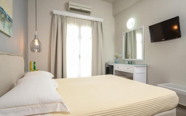 Grotta Hotel