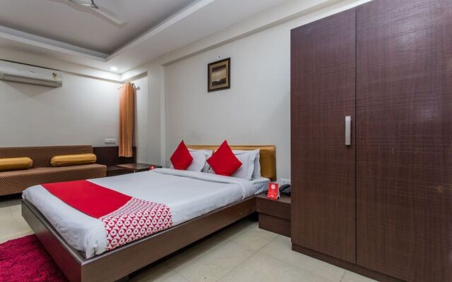 Townhouse 704 Hotel Divya Palace