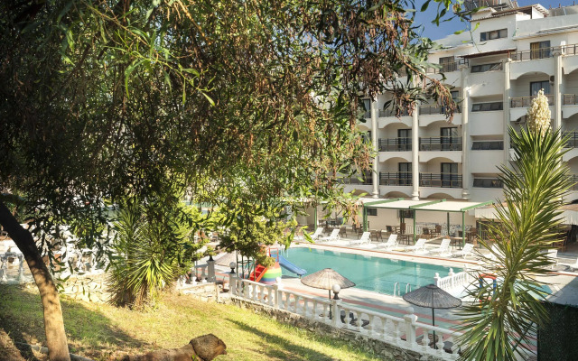 Temple Beach Hotel