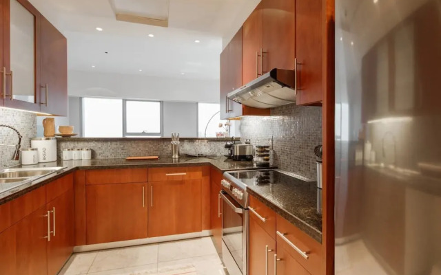 Fantastay Central Park Towers DIFC
