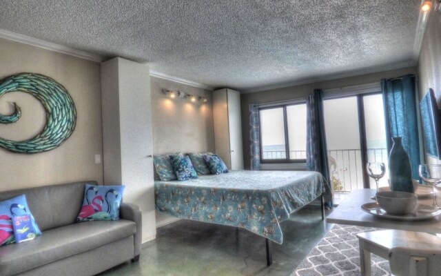 Pet Friendly Gulf Views On the Beach Steps Away 2nd Floor Private Deck