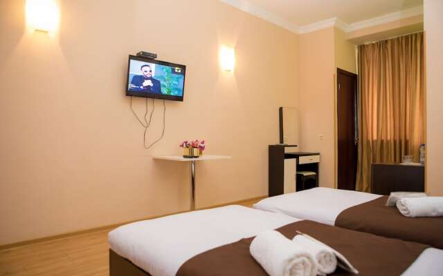 Vera Gold Hotel