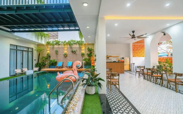 Beach Palm Villa Hoi An