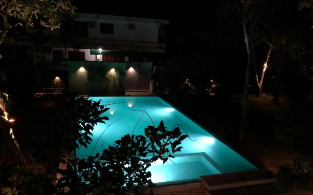 Nilupul Gardens