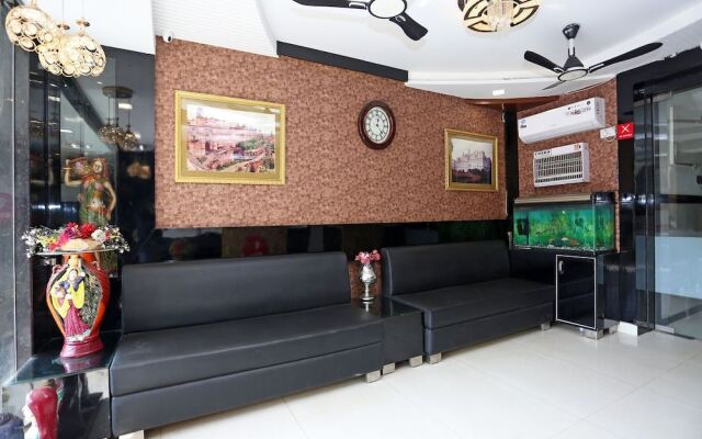 OYO 9050 Hotel Saya