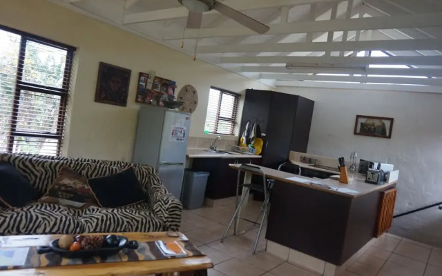 Syringa Tree Cottage