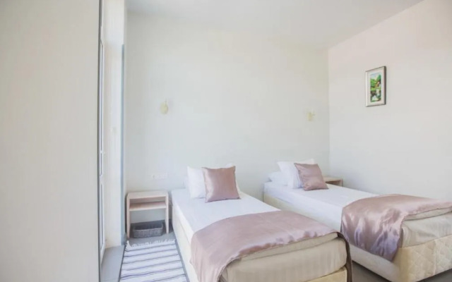 Gora Tsarya Bagrata Hotel 