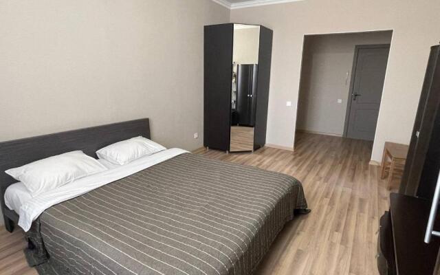 ErNaz Plus Apartments-Infinity-1