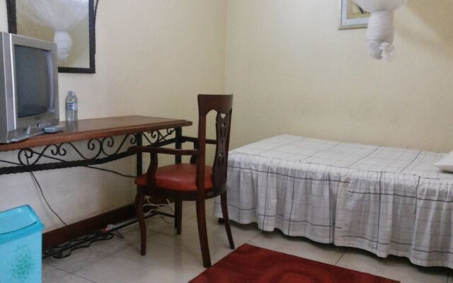 Lillian Towers Hotel