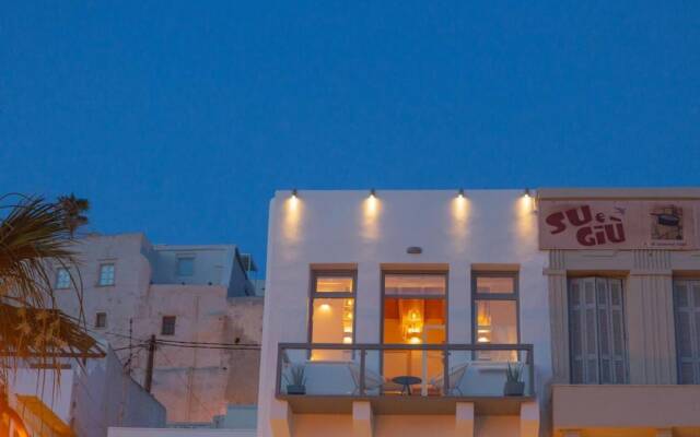 Naxos Riviera Suites