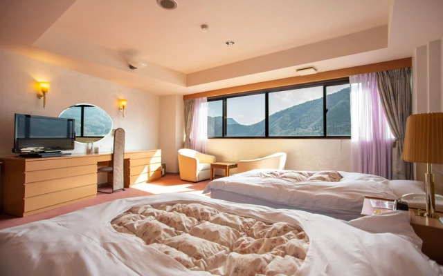 Hotel Second Stage