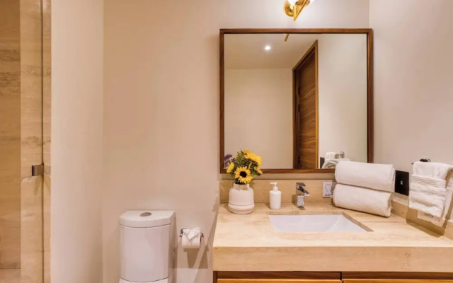 Group Apt #13 #16, no View, 3br, 12 pax