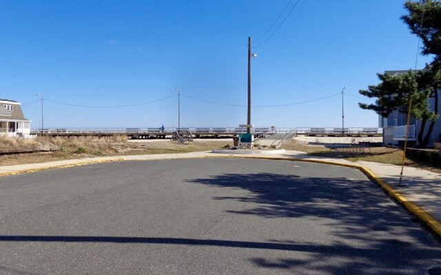 OC835 Brighton Place-2