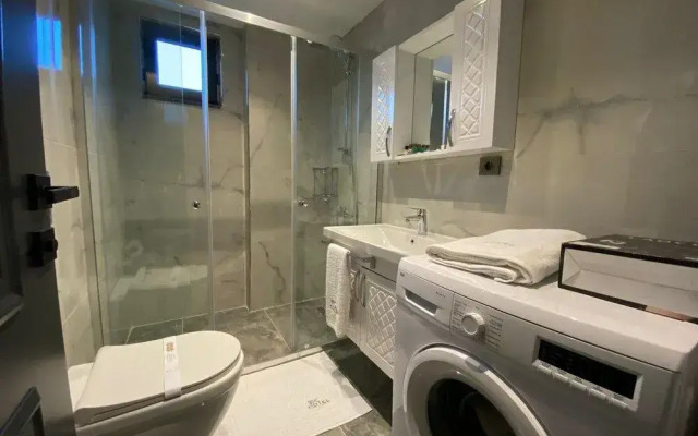 B&c Luxury Residance