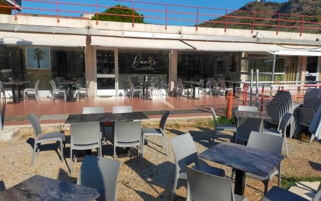 Appartamento Riviera Trilocale wifi e parcheggio privato