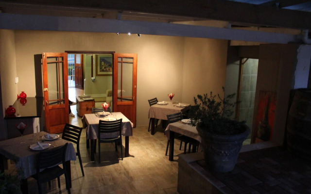 Flametree Guesthouse