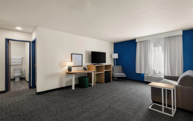 Spark by Hilton Fort Wayne