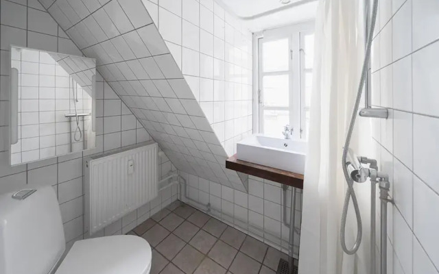 Charming 2-bed Duplex in Great Location