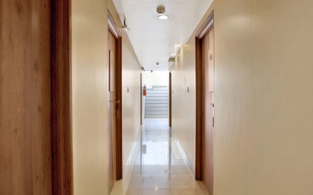 OYO 12020 Hotel Ratna Regency