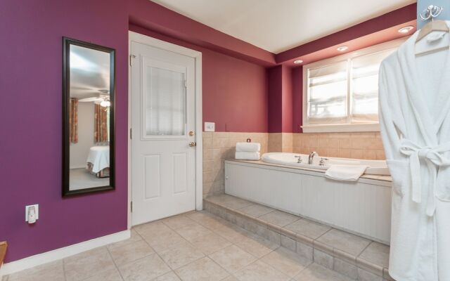 Holladay House B&B