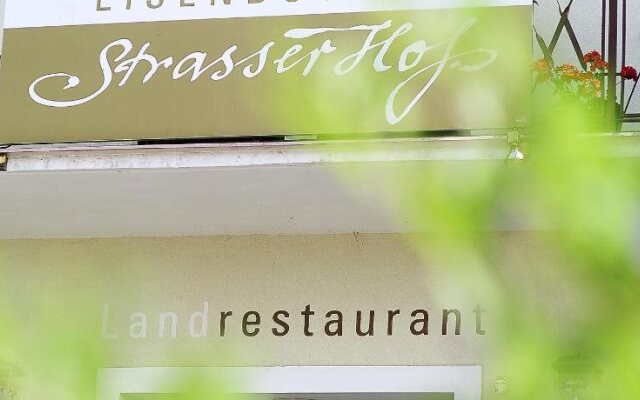 Eisenbocks Strasser Hof