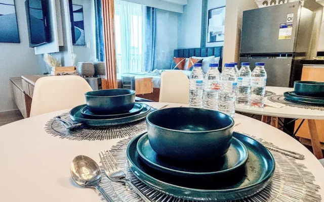 Luxe City Studio Hideaway