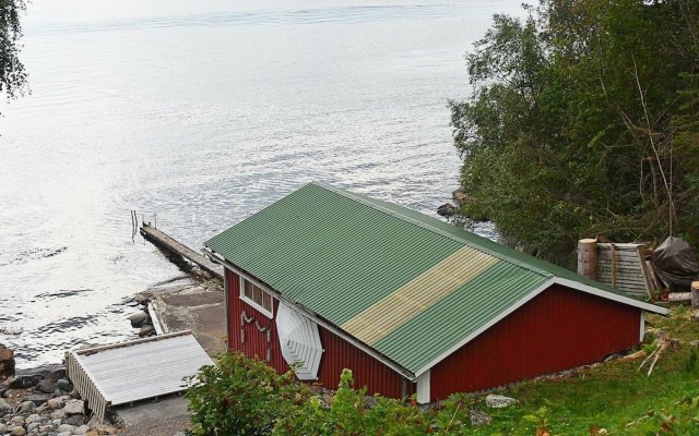 5 Person Holiday Home In Molde
