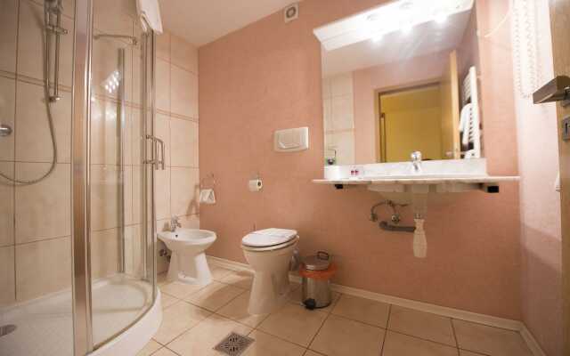 Perla D Oro Hotel